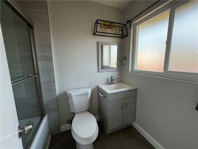 11092 Dallas, Garden Grove, CA 92840