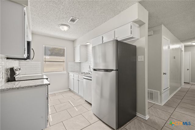 1129 Lindsey Circle, Belton, TX 76513