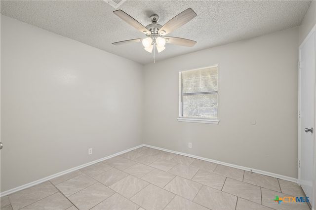 1129 Lindsey Circle, Belton, TX 76513