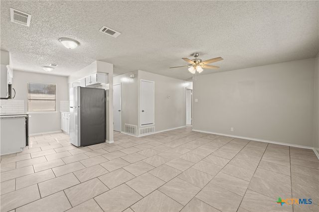 1129 Lindsey Circle, Belton, TX 76513