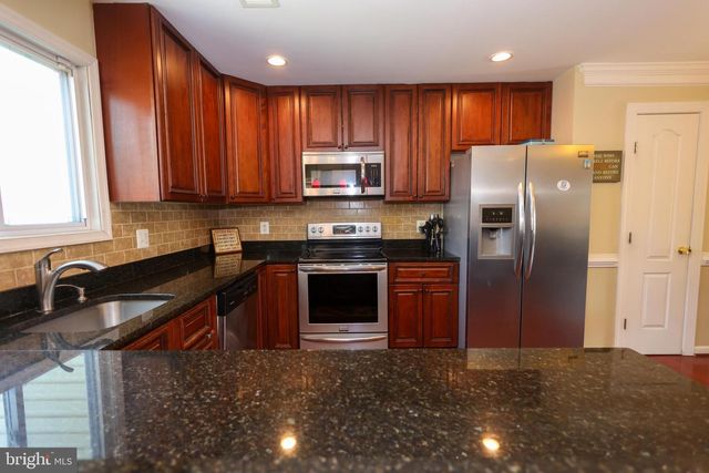 7512 COURTNEY PL, Landover, MD 20785