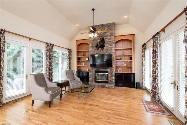 5225 Regatta Pointe RD, Suffolk, VA 23435