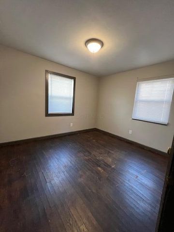 738 S Weyant Avenue, Columbus, OH 43213