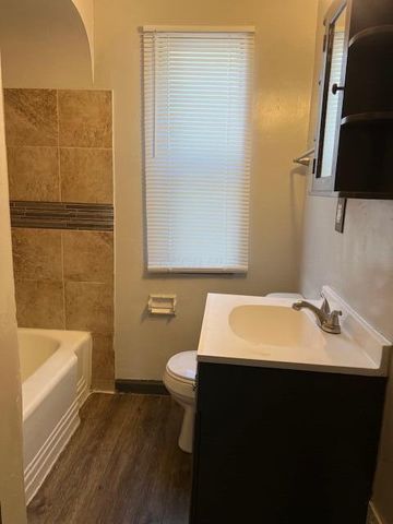 738 S Weyant Avenue, Columbus, OH 43213