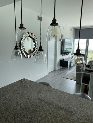 888 Biscayne Blvd 1810, Miami, FL 33132