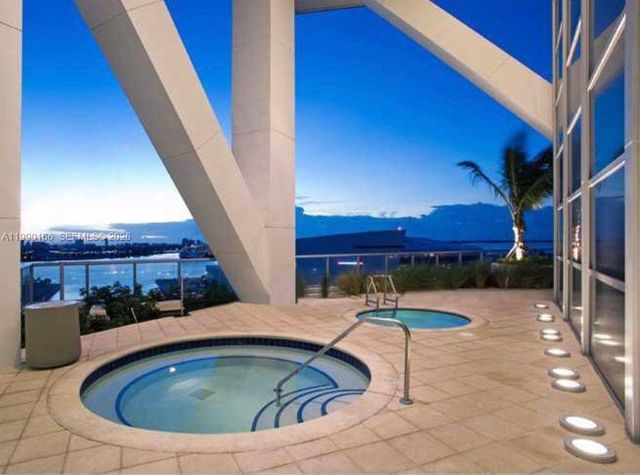 888 Biscayne Blvd 1810, Miami, FL 33132