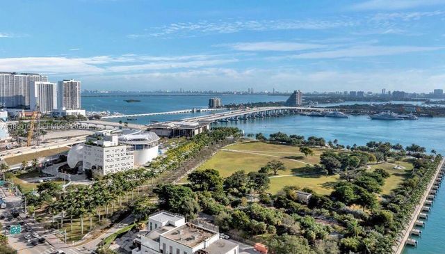 888 Biscayne Blvd 1810, Miami, FL 33132