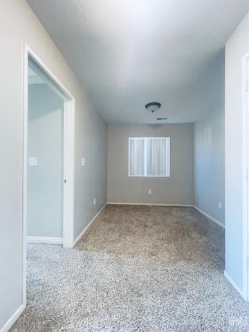 10601 Pleasant Valley Drive, Bakersfield, CA 93311