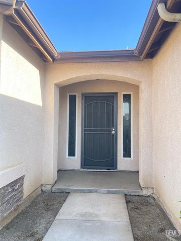 10601 Pleasant Valley Drive, Bakersfield, CA 93311