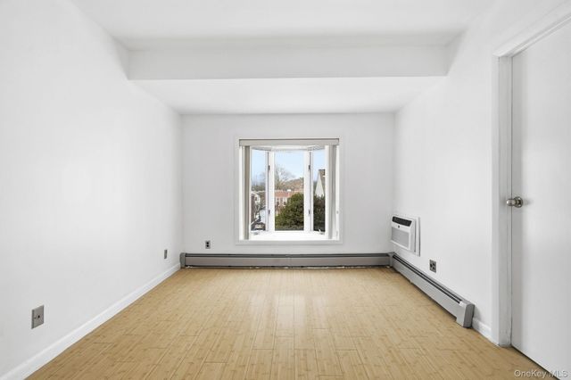 152 Tier Street 206B, Bronx, NY 10464