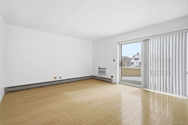 152 Tier Street 206B, Bronx, NY 10464