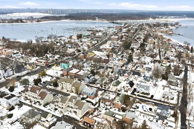 152 Tier Street 206B, Bronx, NY 10464