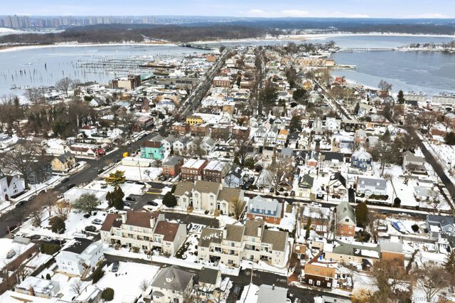 152 Tier Street 206B, Bronx, NY 10464