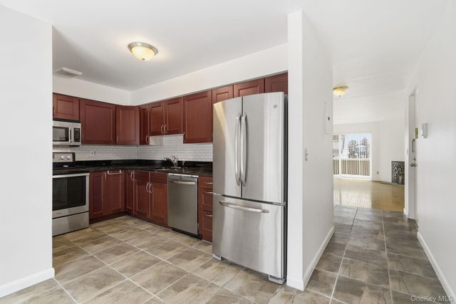 152 Tier Street 206B, Bronx, NY 10464