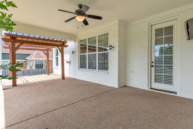 5621 HEATHER OAK DR, Arlington, TN 38002