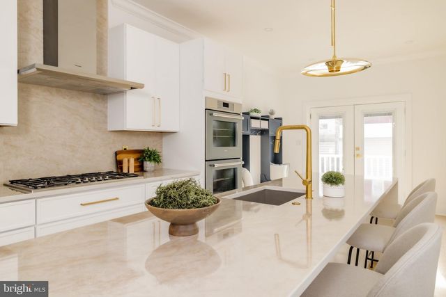 932 FRENCH ST NW, Washington, DC 20001