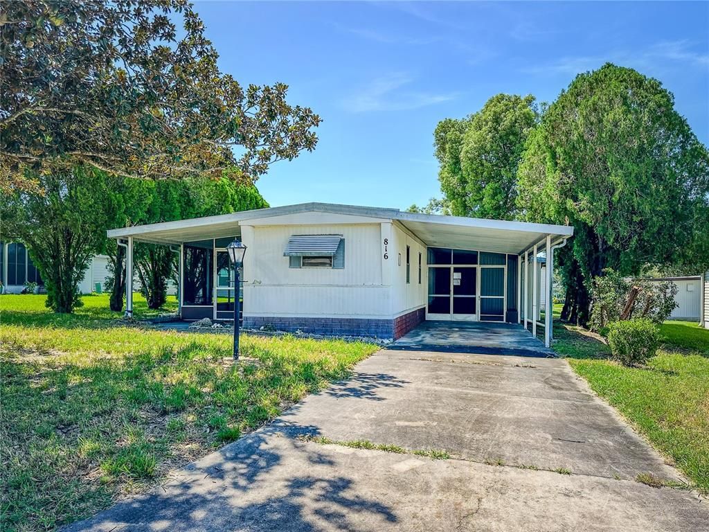 816 BEECHWOOD AVENUE, Lady Lake, FL 32159