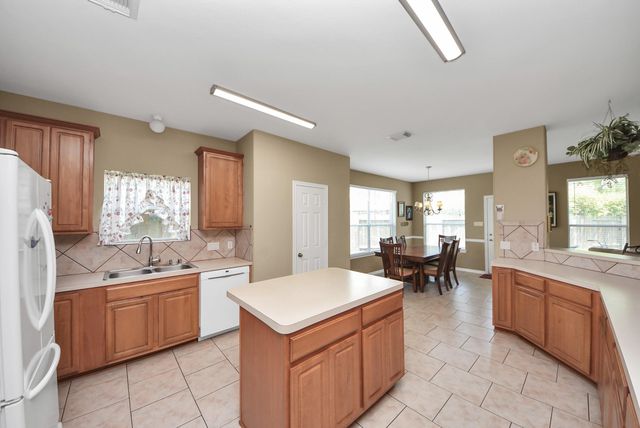 611 Mosman Court, Houston, TX 77094