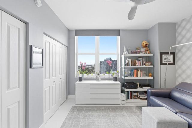 511 SE 5th Avenue 1811, Fort Lauderdale, FL 33301