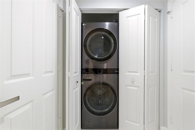 511 SE 5th Avenue 1811, Fort Lauderdale, FL 33301