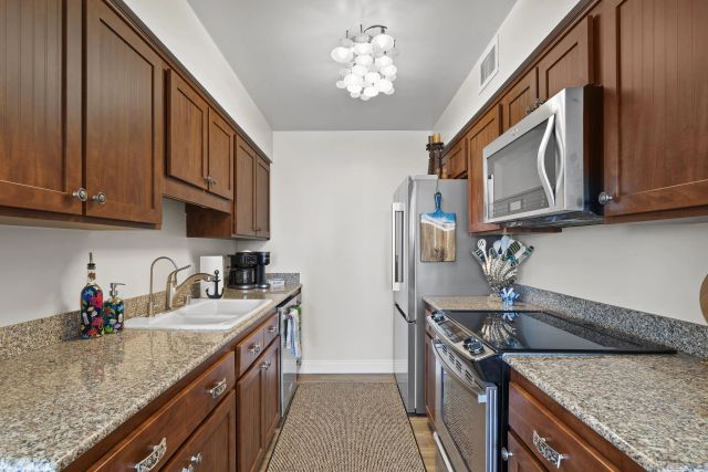 1730 Avenida Del Mundo 402, Coronado, CA 92118