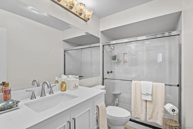 1730 Avenida Del Mundo 402, Coronado, CA 92118