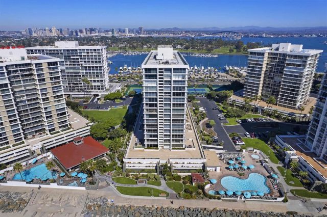 1730 Avenida Del Mundo 402, Coronado, CA 92118