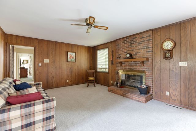 104 Fairmont Dr, Franklin, TN 37064