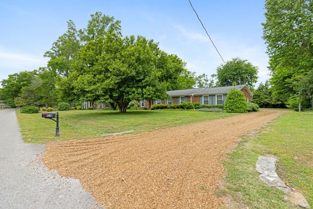 104 Fairmont Dr, Franklin, TN 37064