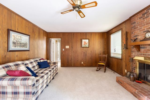 104 Fairmont Dr, Franklin, TN 37064