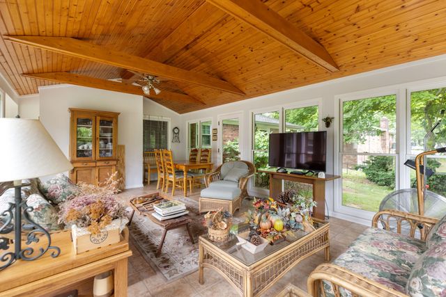 104 Fairmont Dr, Franklin, TN 37064