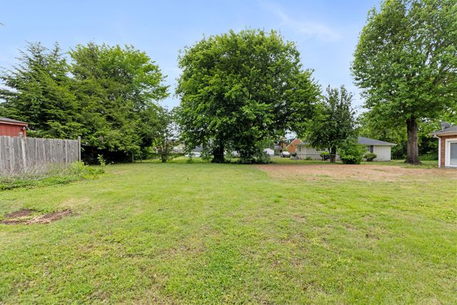 104 Fairmont Dr, Franklin, TN 37064