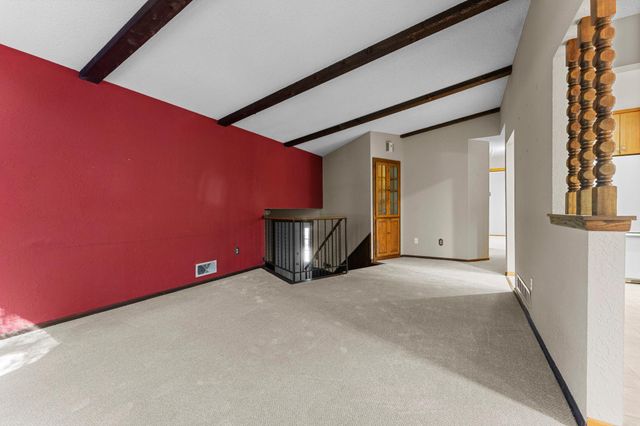 8989 Lake Jane Trail N, Lake Elmo, MN 55042