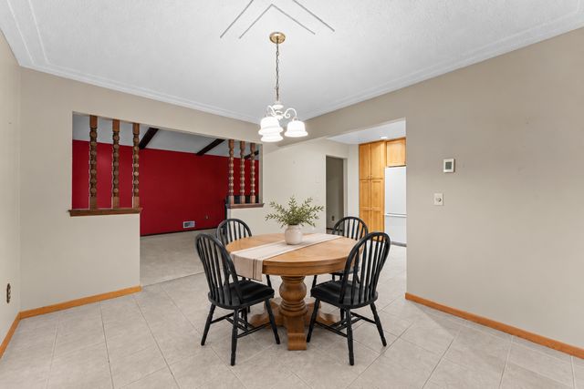 8989 Lake Jane Trail N, Lake Elmo, MN 55042