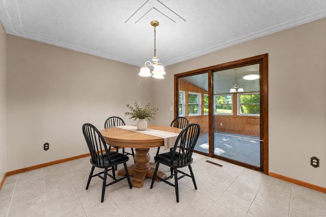 8989 Lake Jane Trail N, Lake Elmo, MN 55042
