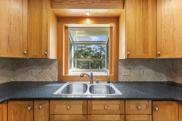 8989 Lake Jane Trail N, Lake Elmo, MN 55042