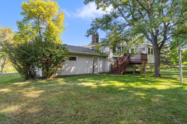 8989 Lake Jane Trail N, Lake Elmo, MN 55042