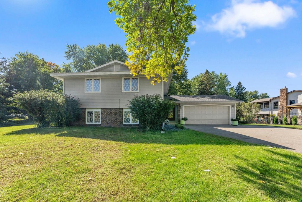 8989 Lake Jane Trail N, Lake Elmo, MN 55042 — photo 2