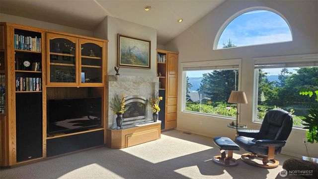 5002 131st Avenue Ct E, Edgewood, WA 98372