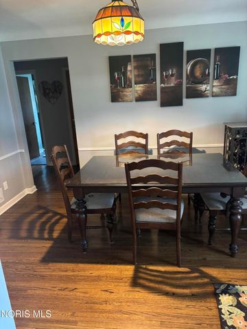 2821 Middlesex Drive, Toledo, OH 43606