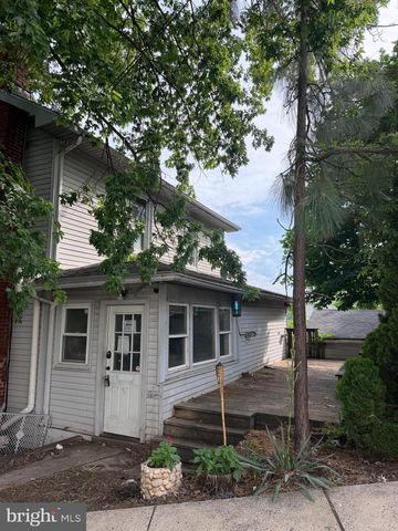 1036 HAYCREEK RD, Birdsboro, PA 19508