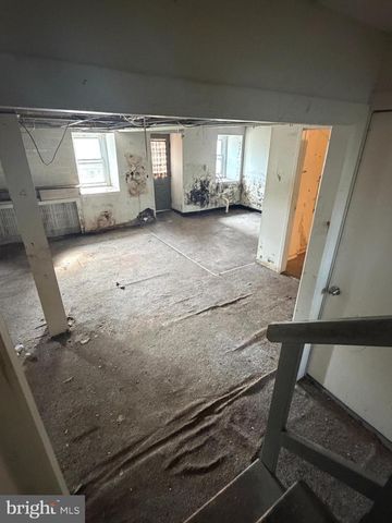 1036 HAYCREEK RD, Birdsboro, PA 19508
