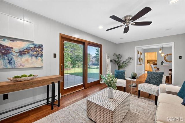 4723 Langtree Drive, St Louis, MO 63128