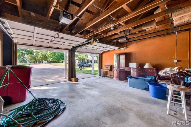 4723 Langtree Drive, St Louis, MO 63128