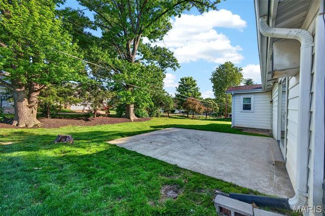 4723 Langtree Drive, St Louis, MO 63128