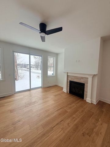 17 Blue Aster Lane, Malta, NY 12020