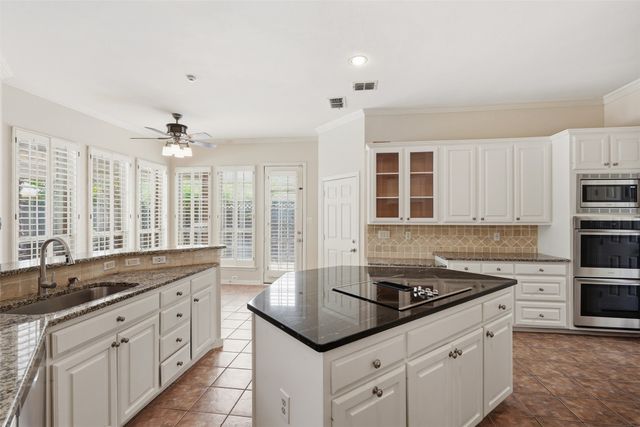 2221 Danielle Drive, Colleyville, TX 76034