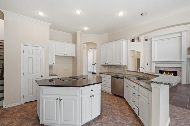 2221 Danielle Drive, Colleyville, TX 76034