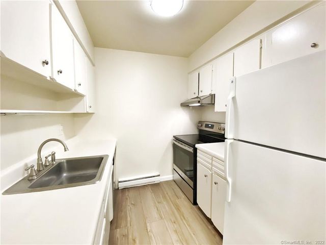 37 Ferris Avenue 8, Norwalk, CT 06854