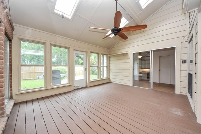 4306 Shady Springs Drive, Seabrook, TX 77586